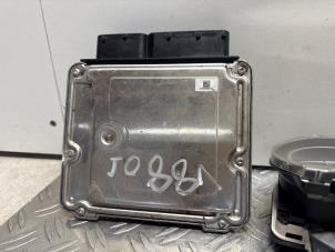 Ignition lock + computer from a Opel Corsa D 1.3 CDTi 16V ecoFLEX 2013