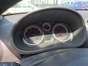 Ignition lock + computer from a Opel Corsa D 1.3 CDTi 16V ecoFLEX 2013
