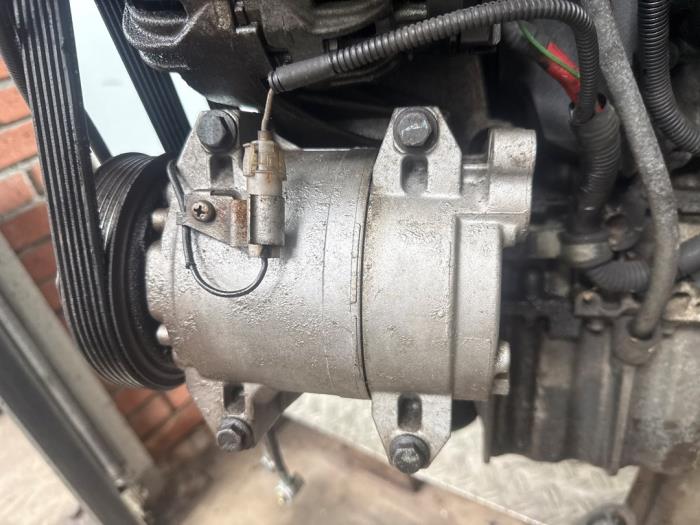Usagé Compresseur de clim Volvo S60 I (RS/HV) 2.0 T 20V Prix € 45,00 Règlement à la marge proposé par Boekholt autodemontage B.V
