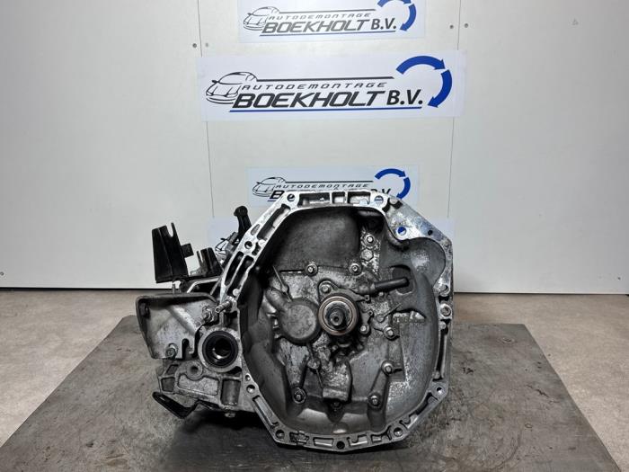 Gebrauchte Getriebe Nissan NV 200 (M20M) 1.5 dCi 90 Preis € 580,80 Mit Mehrwertsteuer angeboten von Boekholt autodemontage B.V