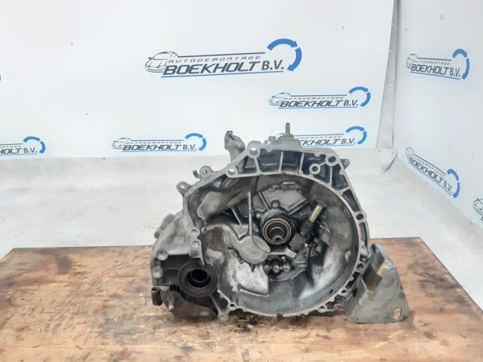 Usagé Boîte de vitesse Daihatsu Gran Move 1.5 16V Prix € 125,00 Règlement à la marge proposé par Boekholt autodemontage B.V