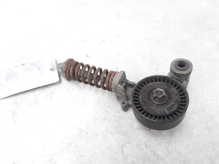 Usados Rodillo tensor correa múltiple Opel Corsa C (F08/68) 1.2 16V Twin Port Precio € 15,00 Norma de margen ofrecido por Boekholt autodemontage B.V