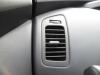 Kratka wentylacyjna deski rozdzielczej z Nissan Primera Wagon (W12), 2002 / 2007 2.2 dCi 16V, Kombi, Diesel, 2.184cc, 102kW (139pk), FWD, YD22ETI, 2003-04 / 2007-12, W12 2003