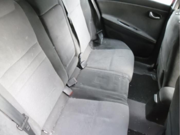 Rear bench seat from a Nissan Primera Wagon (W12) 2.2 dCi 16V 2003