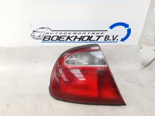 Używane Tylne swiatlo pozycyjne lewe Mazda Xedos 6 2.0i V6 24V Cena € 25,00 Procedura marży oferowane przez Boekholt autodemontage B.V