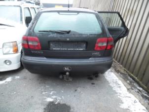 volvo v40 towbar