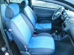 Used Seat, left Volkswagen Lupo (6X1) 1.0 MPi 50 Price on request offered by Boekholt autodemontage B.V