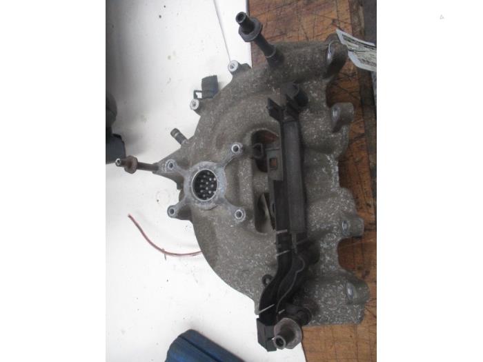 Gebrauchte Ansaugbrugge Volkswagen Polo III (6N1) 1.6i 75 Preis € 50,00 Margenregelung angeboten von Boekholt autodemontage B.V