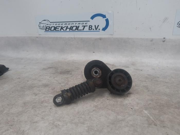 Usados Rodillo tensor correa múltiple Peugeot 406 Coupé (8C) 2.9 V6 24V Precio € 25,00 Norma de margen ofrecido por Boekholt autodemontage B.V