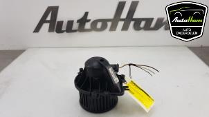 Usados Motor de ventilador de calefactor Austin Mini Open (R52) 1.6 16V Cooper Precio € 35,00 Norma de margen ofrecido por AutoHam