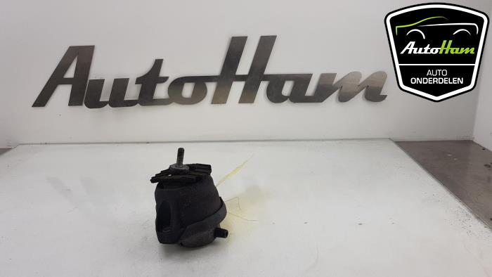 Used Engine mount BMW 5 serie (E60) 520d 16V Corporate Lease Price € 20,00 Margin scheme offered by AutoHam