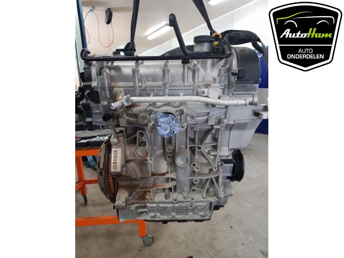 Engine Volkswagen Golf VII 1.6 16V - 04E100037C CWVA - AutoHam