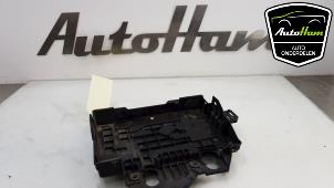 Used Battery box Peugeot 3008 I (0U/HU) 1.6 HDiF 16V Price € 15,00 Margin scheme offered by AutoHam