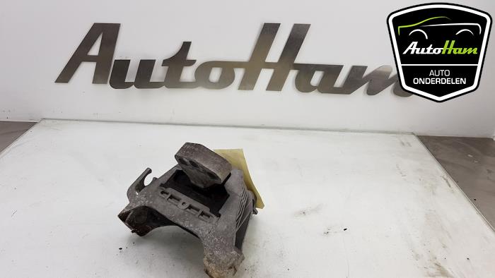 Used Engine mount Opel Astra J (PC6/PD6/PE6/PF6) 1.7 CDTi 16V 110 Price € 15,00 Margin scheme offered by AutoHam