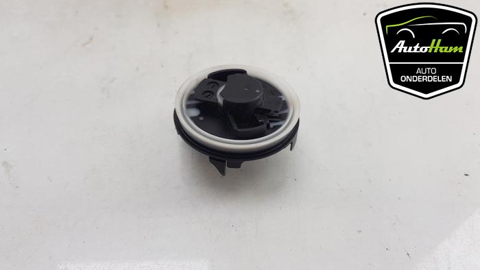 Sensor (other) from a Volkswagen Golf VII (AUA) 2.0 TDI 16V 2013