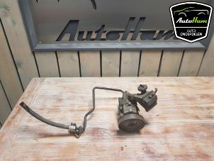 Used Power steering pump Porsche Boxster (986) 3.2 S 24V Price € 125,00 Margin scheme offered by AutoHam