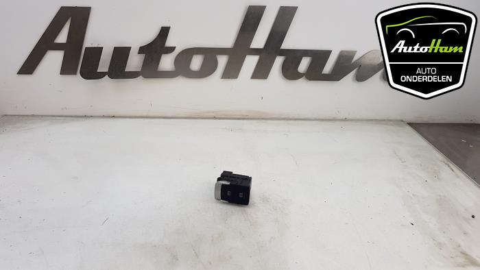 Gebrauchte Handbremse Schalter Seat Leon (5FB) 1.4 TSI ACT 16V Preis € 15,00 Margenregelung angeboten von AutoHam
