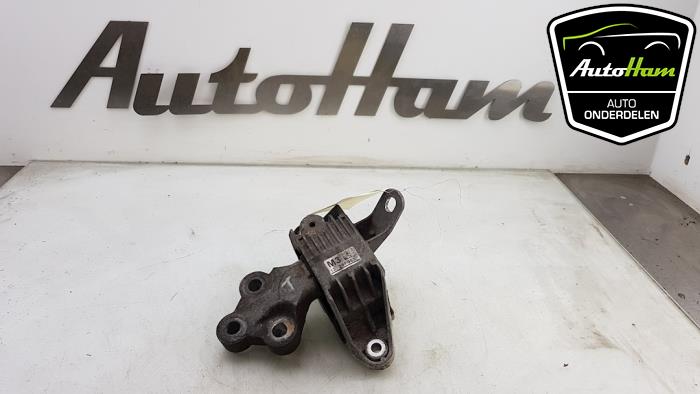 Used Engine mount Opel Astra J (PC6/PD6/PE6/PF6) 1.6 16V Ecotec Price € 15,00 Margin scheme offered by AutoHam