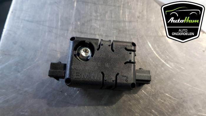 Sensor (other) from a BMW 5 serie Touring (F11) 520d 16V 2012