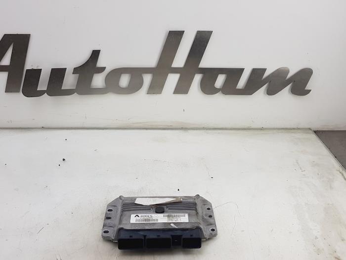 Used Engine management computer Renault Scénic II (JM) 1.6 16V Price € 50,00 Margin scheme offered by AutoHam