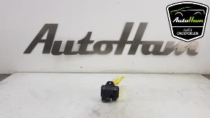 Used Glow plug relay BMW 3 serie Touring (F31) 320d 2.0 16V Price € 20,00 Margin scheme offered by AutoHam
