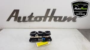 Usados Panel de control de calefacción Mitsubishi Colt (Z2/Z3) 1.3 16V Precio € 40,00 Norma de margen ofrecido por AutoHam