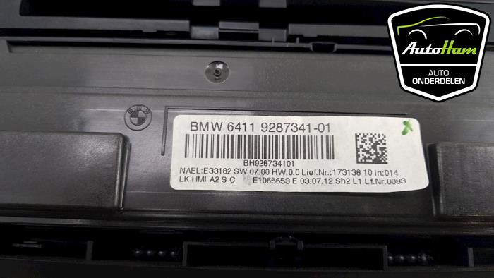 Panneau commande radio d'un BMW 3 serie (F30) 328d 2.0 16V 2012