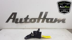 Used Glow plug relay BMW 3 serie Touring (F31) 320d 2.0 16V Price € 10,00 Margin scheme offered by AutoHam