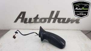 Used Wing mirror, left Peugeot 407 SW (6E) 2.0 16V Price € 50,00 Margin scheme offered by AutoHam