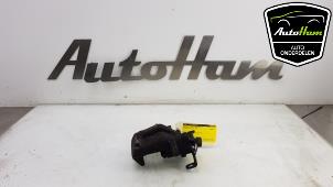 Used Rear brake calliper, left Peugeot 407 SW (6E) 2.0 16V Price € 50,00 Margin scheme offered by AutoHam