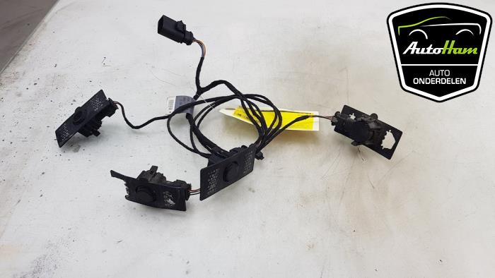 PDC Sensor Set van een Audi S3 Sportback (8VA/8VF) 2.0 T FSI 16V 2014