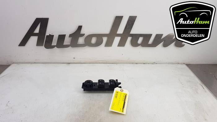 Usados Interruptor de ventanilla eléctrica Ford B-Max (JK8) 1.6 Ti-VCT 16V Van Precio € 15,00 Norma de margen ofrecido por AutoHam