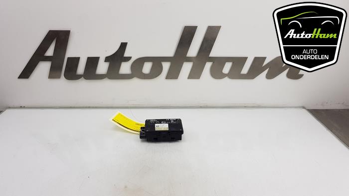 Używane Modul alarmu Audi A1 (8X1/8XK) 1.4 TFSI 16V 122 Cena € 30,00 Procedura marży oferowane przez AutoHam