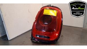 Usados Luz trasera derecha Mini Mini Cabrio (F57) 1.2 12V One Precio € 50,00 Norma de margen ofrecido por AutoHam