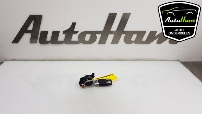 Używane Stacyjka + Kluczyk Audi TT (FV3/FVP) 2.0 TFSI 16V Cena € 50,00 Procedura marży oferowane przez AutoHam