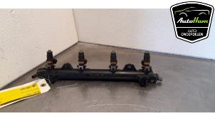Used Fuel injector nozzle Volkswagen Polo IV (9N1/2/3) 1.6 16V Price on request offered by AutoHam