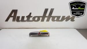 Usagé Bouton de warning Peugeot 308 (4A/C) 1.6 VTI 16V Prix € 10,00 Règlement à la marge proposé par AutoHam