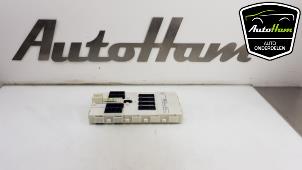 Używane Modul centralnego zamka BMW 3 serie Touring (F31) 320d 2.0 16V EfficientDynamicsEdition Cena € 125,00 Procedura marży oferowane przez AutoHam