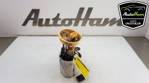 Usados Bomba de alimentación Volkswagen Touran (1T3) 1.6 TDI 16V Precio € 60,00 Norma de margen ofrecido por AutoHam