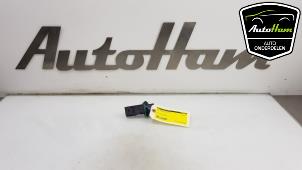 Usagé Dosimètre à air Opel Astra K 1.0 Turbo 12V Prix € 50,00 Règlement à la marge proposé par AutoHam