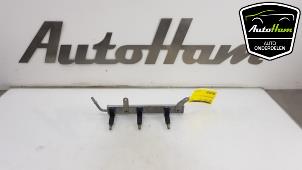 Używane Wtryskiwacz (wtrysk benzyny) Renault Twingo III (AH) 1.0 SCe 70 12V Cena € 50,00 Procedura marży oferowane przez AutoHam