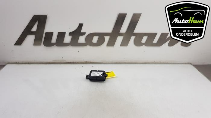 Używane Modul keyless vehicle Mini Mini (F56) 1.2 12V One Cena € 20,00 Procedura marży oferowane przez AutoHam