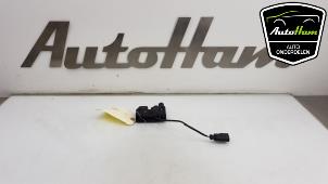 Used Bonnet lock mechanism Audi A6 Allroad Quattro (C7) 3.0 TDI V6 24V Price € 20,00 Margin scheme offered by AutoHam