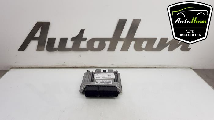 Used Engine management computer Volkswagen Sharan (7N) 2.0 TDI 16V Price € 70,00 Margin scheme offered by AutoHam