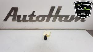 Used Start/stop switch Seat Leon (5FB) 2.0 TSI FR 16V Price € 15,00 Margin scheme offered by AutoHam