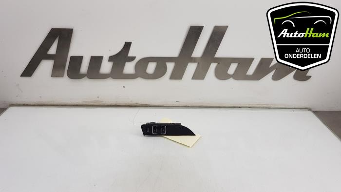 Usados Interruptor BMW 1 serie (F20) 114i 1.6 16V Precio € 15,00 Norma de margen ofrecido por AutoHam