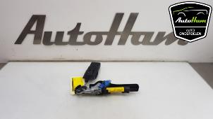 Usagé Tendeur de ceinture droit Citroen C3 (FC/FL/FT) 1.4 Prix € 24,00 Règlement à la marge proposé par AutoHam