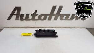 Usados Ordenador body control BMW 1 serie (F20) 116d 1.5 12V TwinPower Precio € 35,00 Norma de margen ofrecido por AutoHam