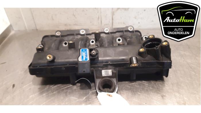 Intake manifold from a Fiat Punto Evo (199) 1.3 JTD Multijet 85 16V Euro 5 2011