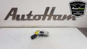 Used Electronic ignition key Seat Ibiza V (KJB) 1.0 TSI 12V Price € 75,00 Margin scheme offered by AutoHam